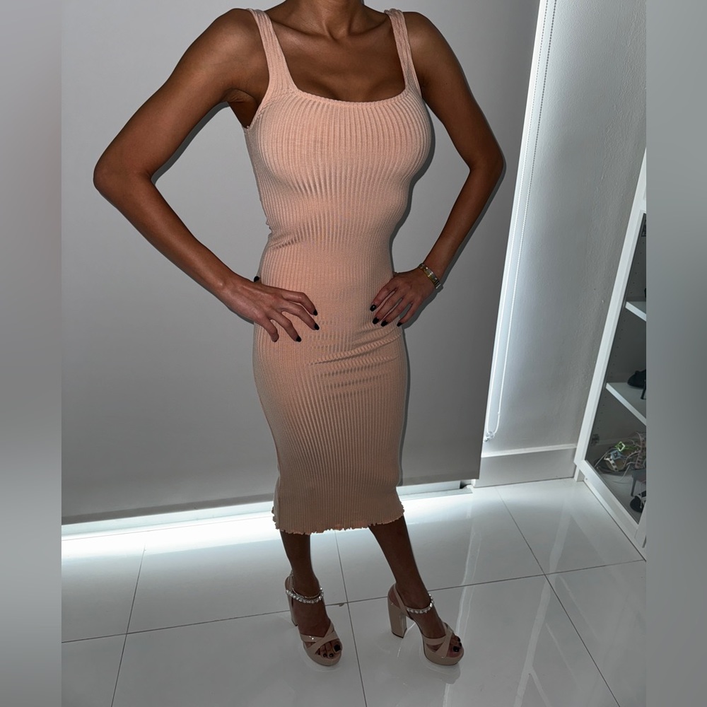 Unknown brand midi dress with bottom detail